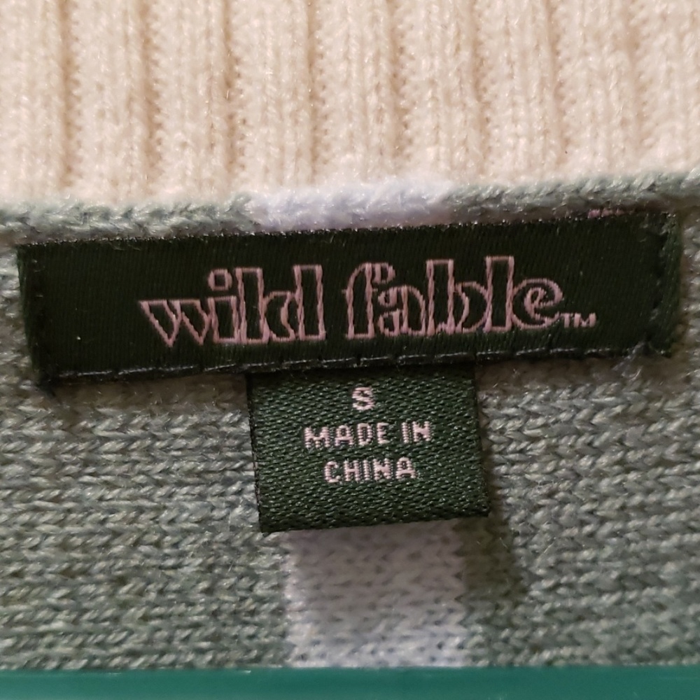 Sweater - Picture 2 of 3